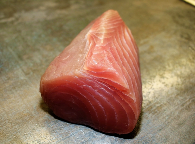 Frozen tuna from the Azores